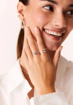 ANILLO ABHIJIT