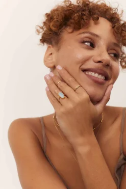 ANILLO ADHIKARI BAÑADO EN ORO