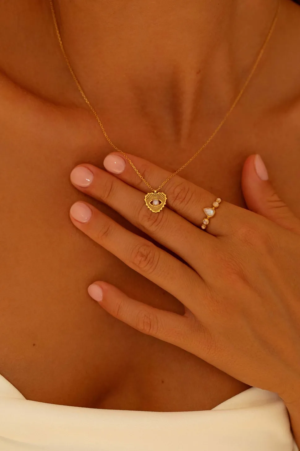 ANILLO AQUILA