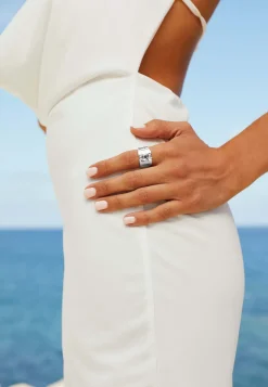 ANILLO AZHAR