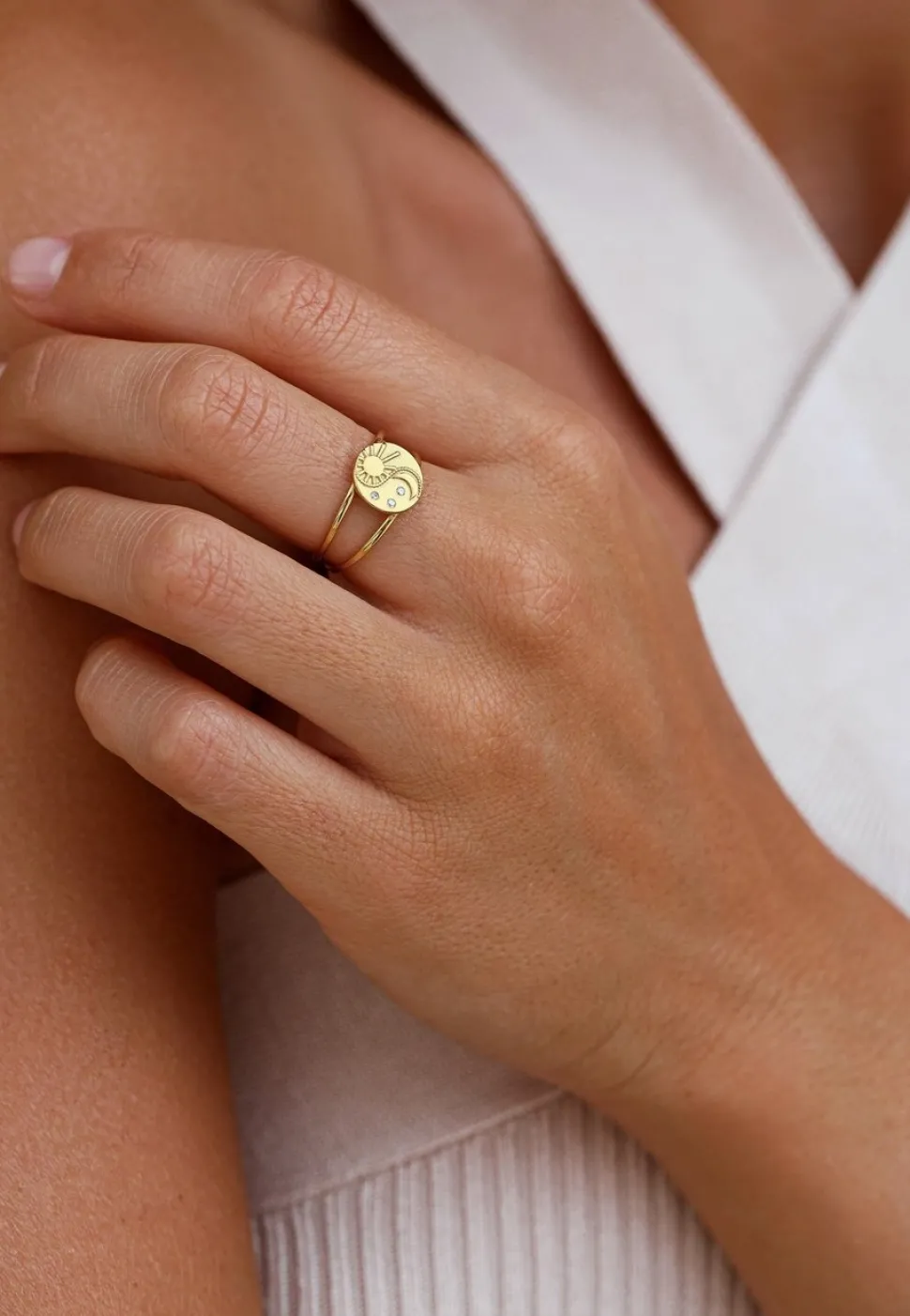 ANILLO CHANDAN BAÑADO EN ORO