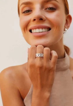 ANILLO DOREE