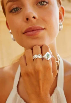 ANILLO LAWAN