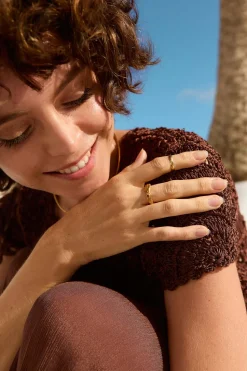 ANILLO PIEDRAS DE NACIMIENTO BAÑADO EN ORO