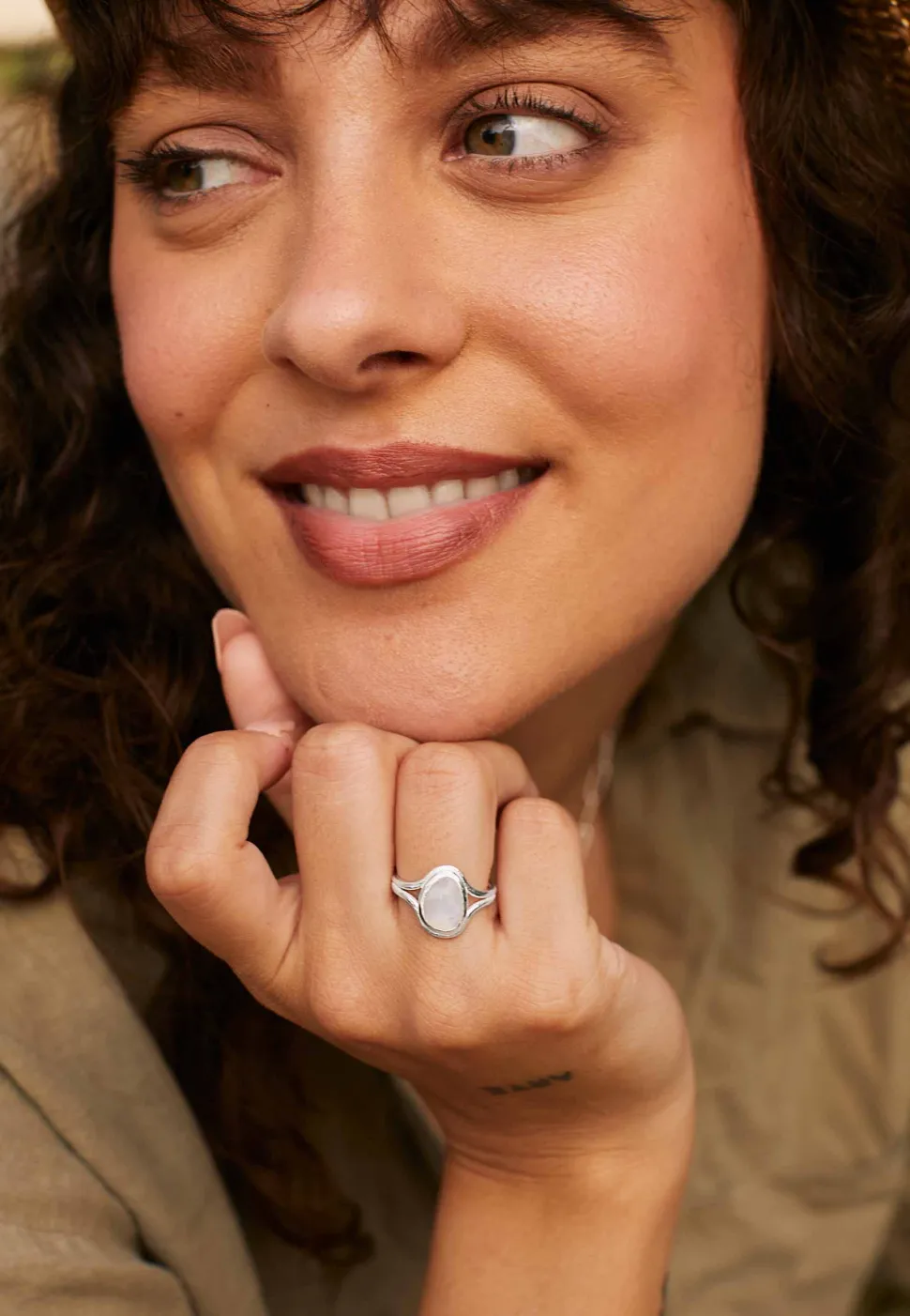 ANILLO RISHA