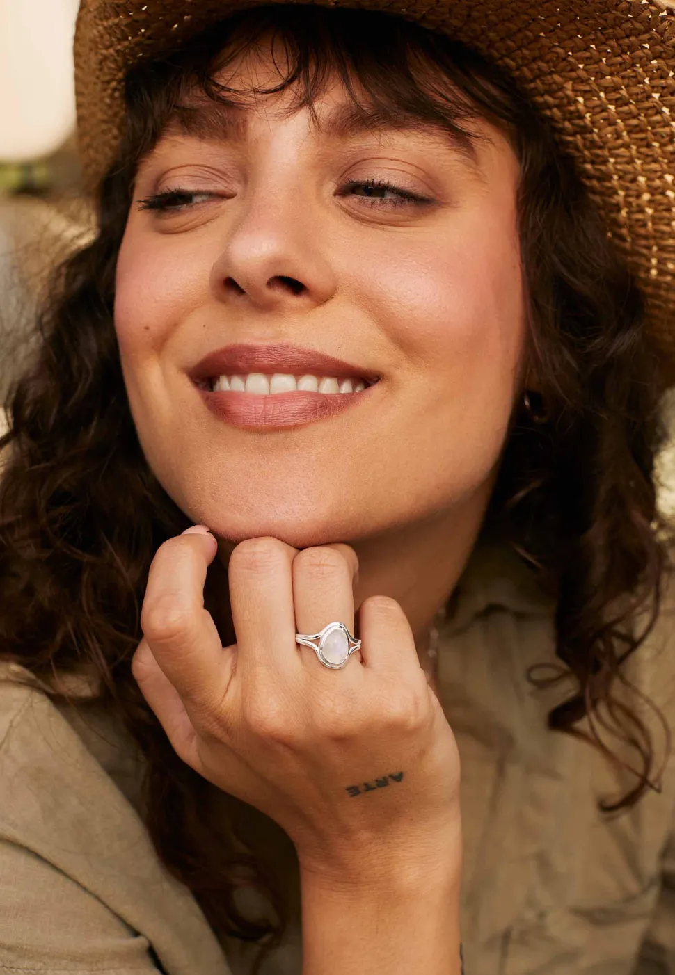 ANILLO RISHA