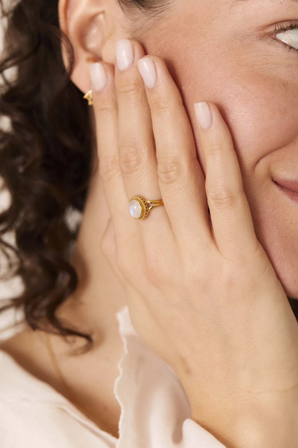 ANILLO SHILA BAÑADO EN ORO