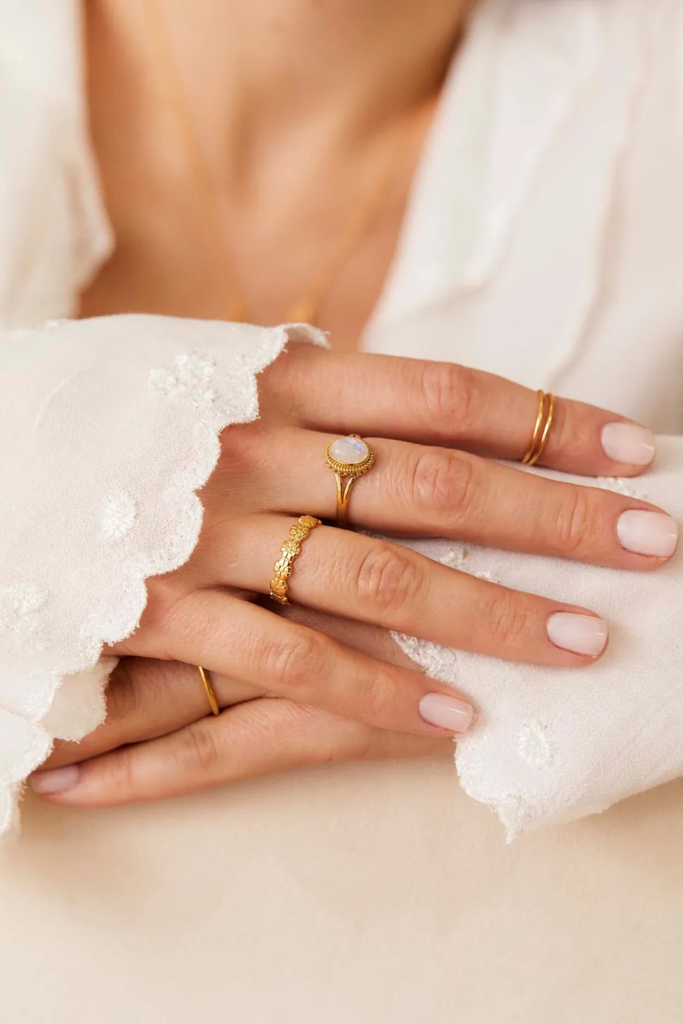 ANILLO SHILA BAÑADO EN ORO