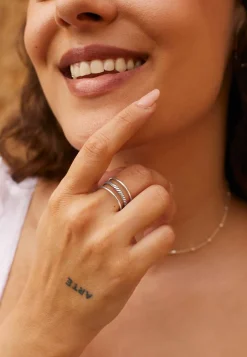 ANILLO TANIKA