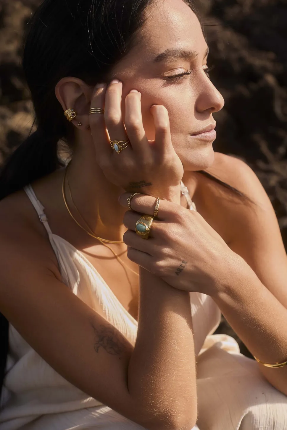 ANILLO UPADESA BAÑADO EN ORO