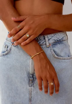 BRAZALETE ARHATA BAÑADO EN ORO