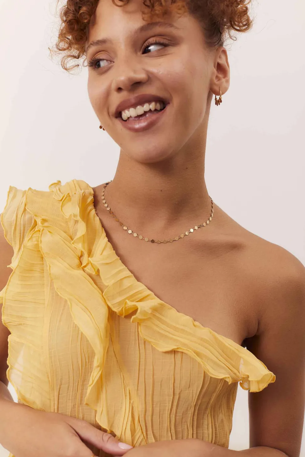 COLLAR MAHATMA BAÑADO EN ORO