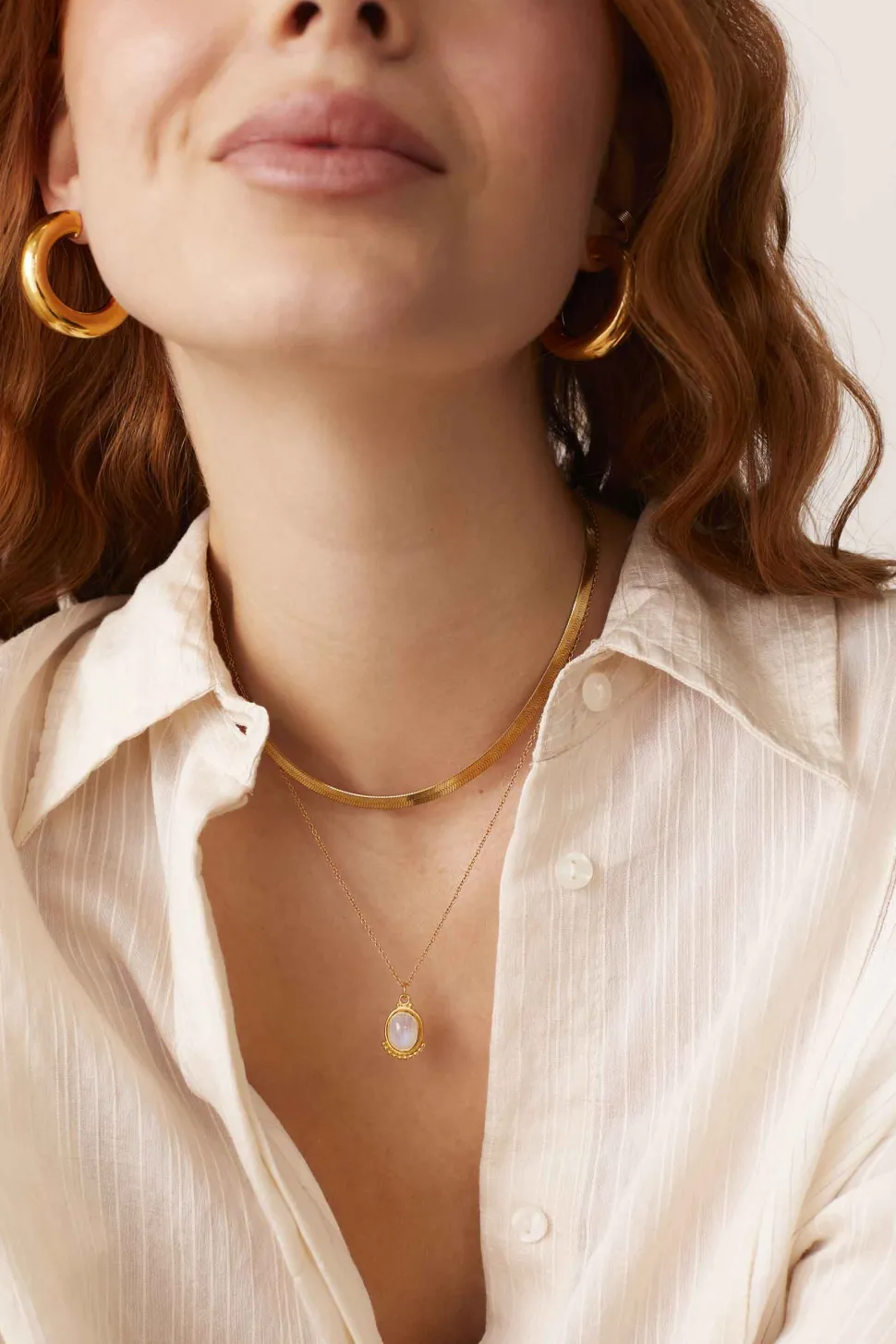 COLLAR NITI BAÑADO EN ORO