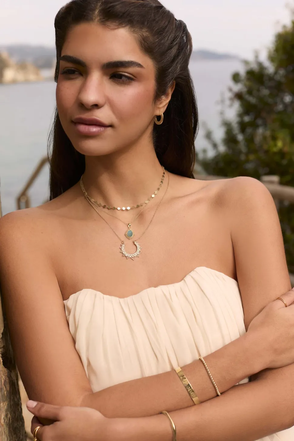COLLAR SARANI BAÑADO EN ORO