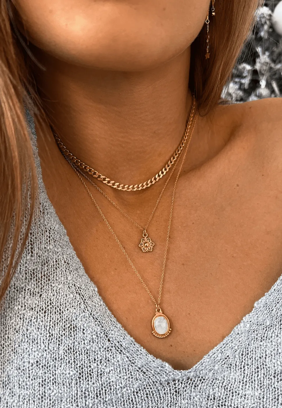 COLLAR SUNDAR BAÑADO EN ORO