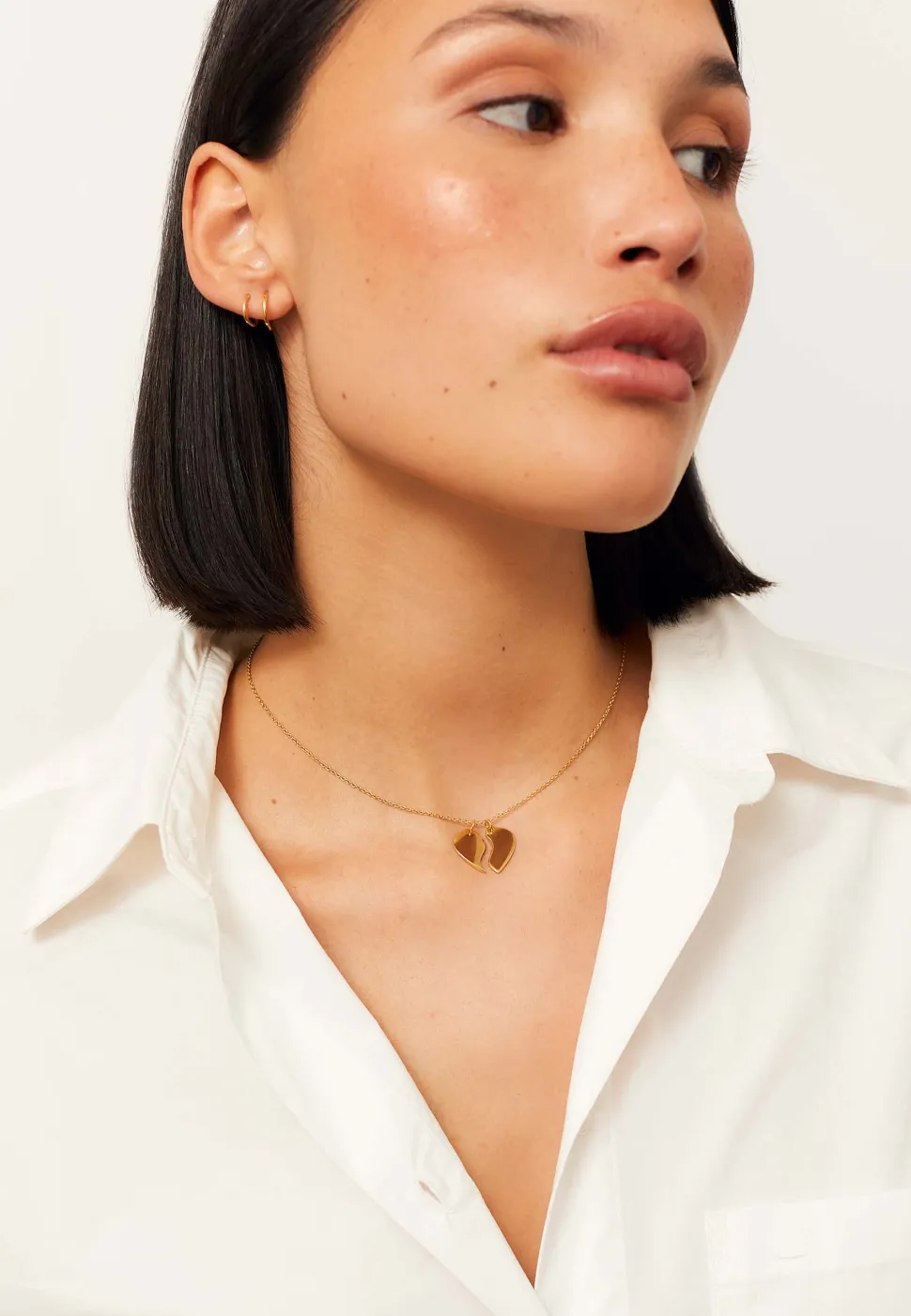 COLLAR VIBAJAN BAÑADO EN ORO