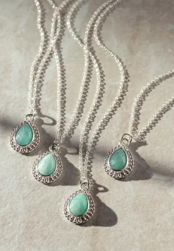 COLLAR YASHILA