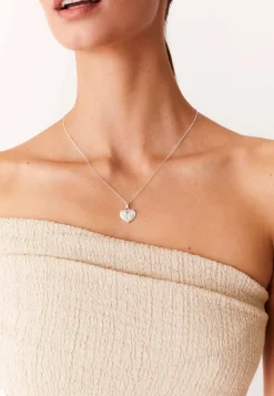 COLLAR ZINDAGI