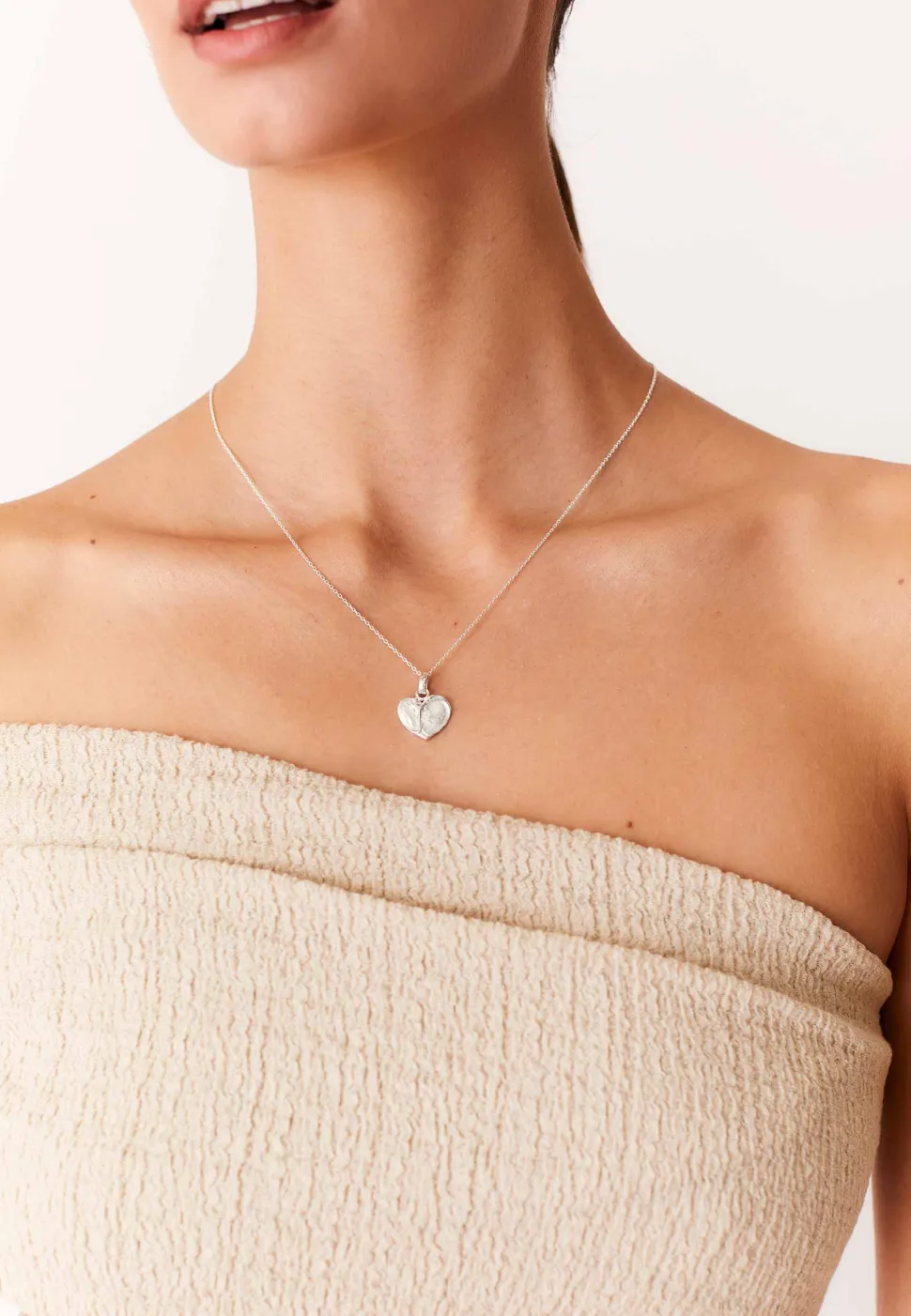 COLLAR ZINDAGI