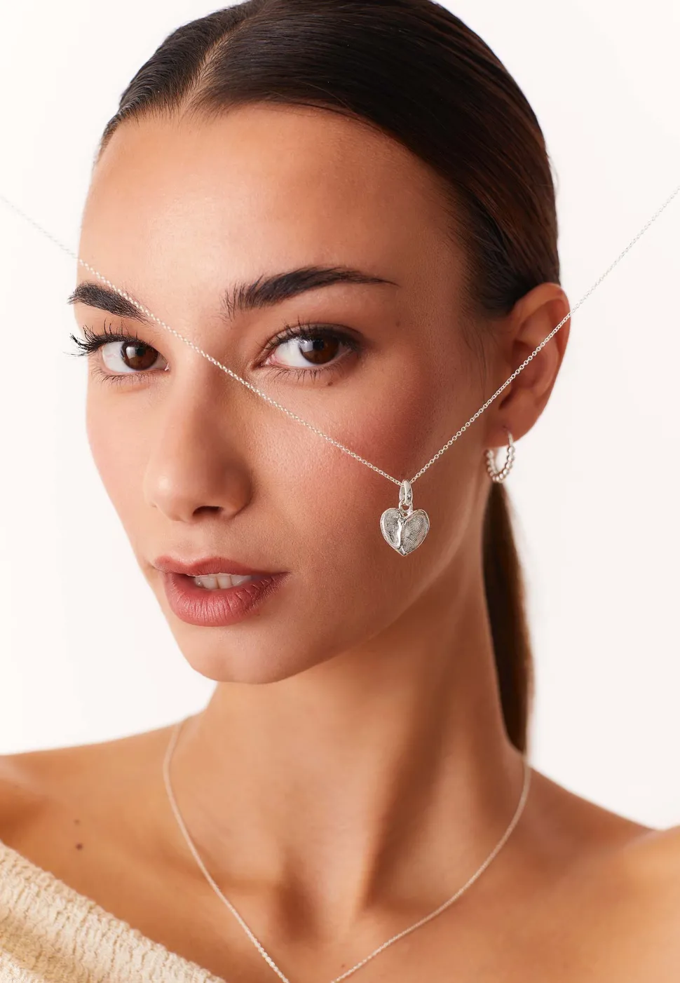 COLLAR ZINDAGI
