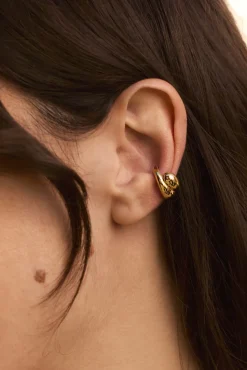 EAR CUFF PAKAD BAÑADO EN ORO