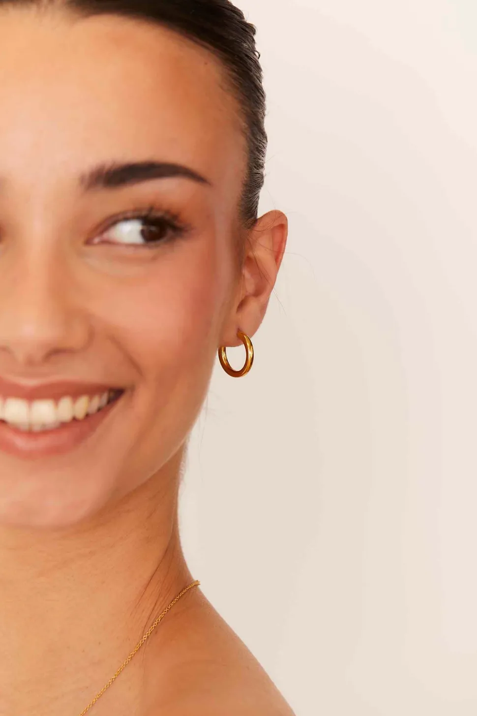 PENDIENTES ACHALA (18MM) BAÑADOS EN ORO