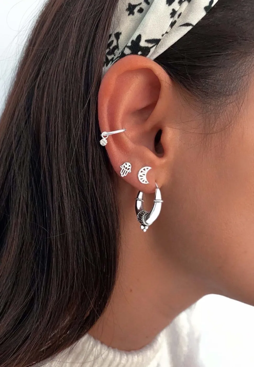 PENDIENTES AKAR