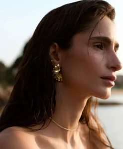 PENDIENTES AKRITI BAÑADOS EN ORO