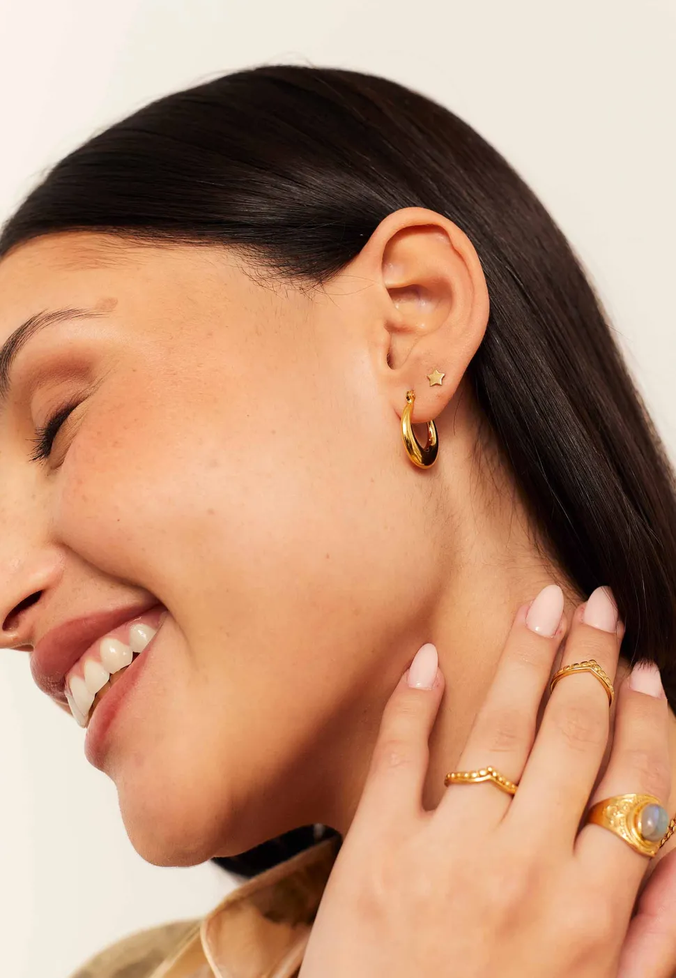PENDIENTES ALISHA (18MM) BAÑADOS EN ORO