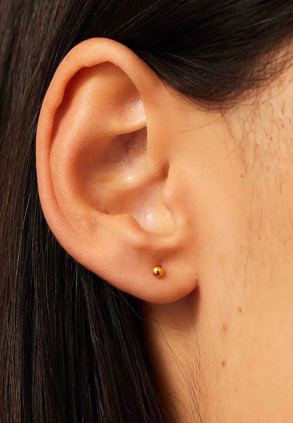 PENDIENTES EKAJATI (3MM) BAÑADOS EN ORO
