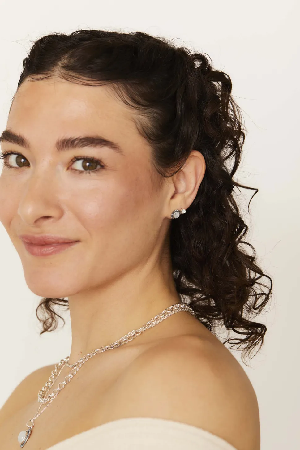 PENDIENTES ISHAAN PIEDRA LUNA