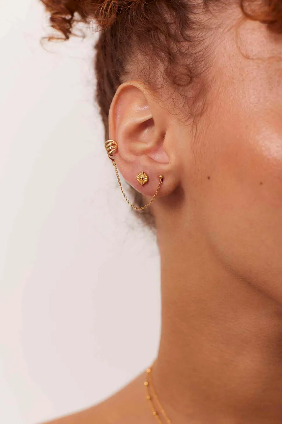 PIERCING SHALINI BAÑADO EN ORO