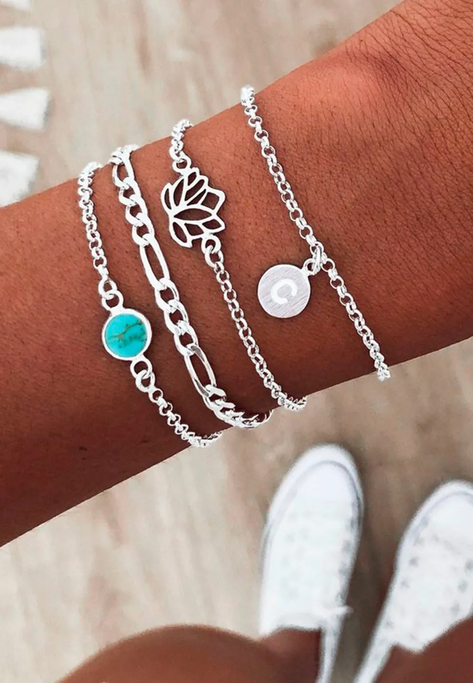 PULSERA ADAMYA LETRA CHAPA